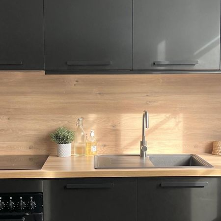 Joli Appartement Proche Centre Avec Garage Gratuit Nantes Exterior photo